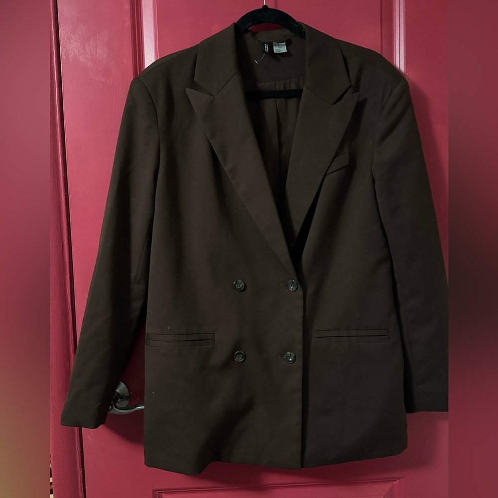 Classic Brown Double-Breasted Blazer